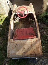 voiture à pédales ancienne