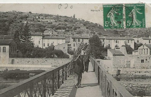 Bedarieux sur vieux pont - vieux,