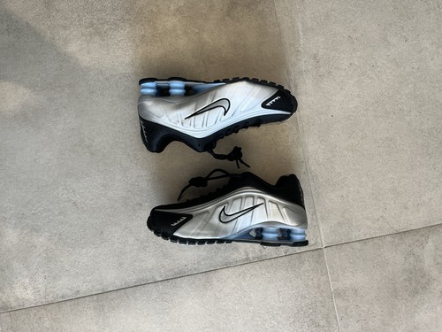 Nike shox black - r4,