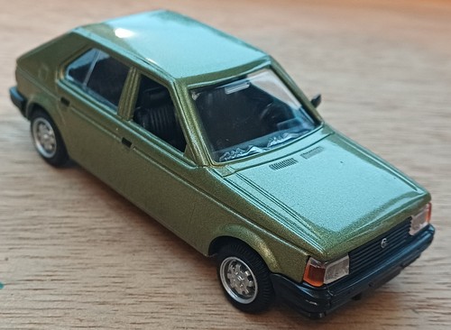 Les miniatures norev - les,