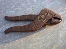 Casse-noix /noisettes en bois sculpté/ Art Populaire/Queyras/Savoie/Hautes Alpes