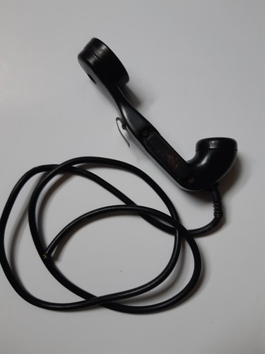 Ancien combiné téléphone - de,