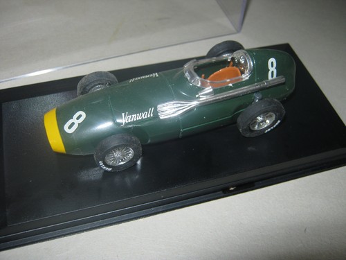 Vanwall vw57 s moss - f1, s.moss