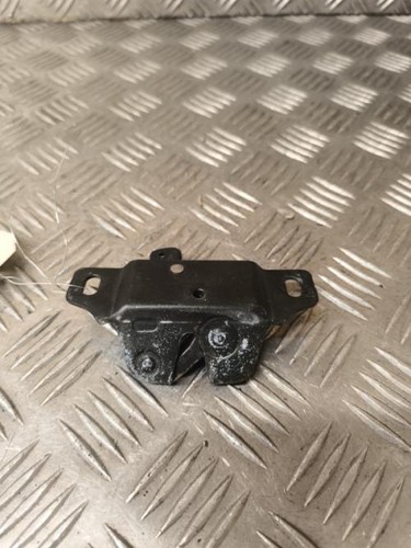 Serrure hayon peugeot 106 - serrure,