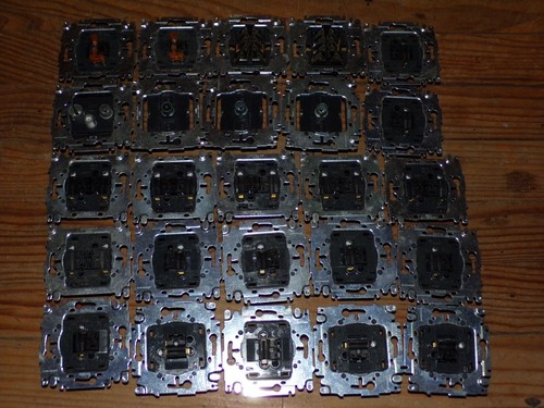 Lot mécanismes bouton - de, 25