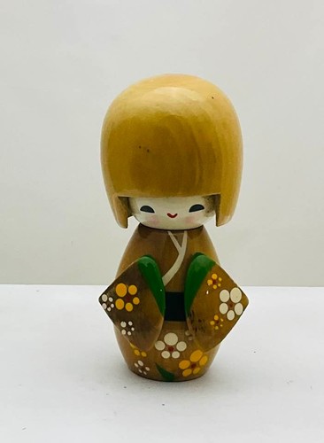 Poupée kokeshi japonaise bois - poupée,