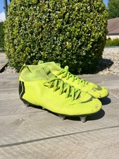 Chaussures crampons Nike