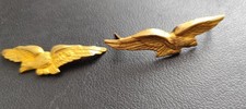 2 Anciens insignes de calot - Armée de l'air- Tête droite et tête gauche