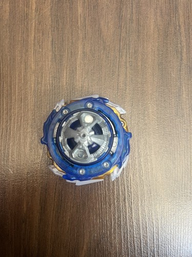 Beyblade burst takara - takara, tomy