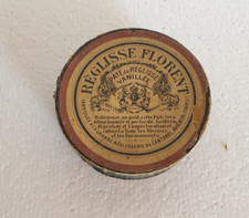 ANCIENNE BOITE CARTONNEE