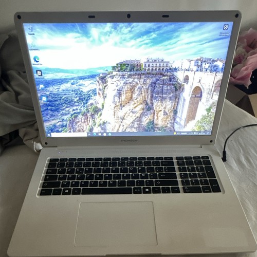 Thomson portable 3 - thomson, 17,3"