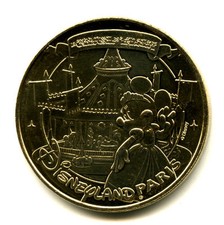 77 DISNEY Minnie et le