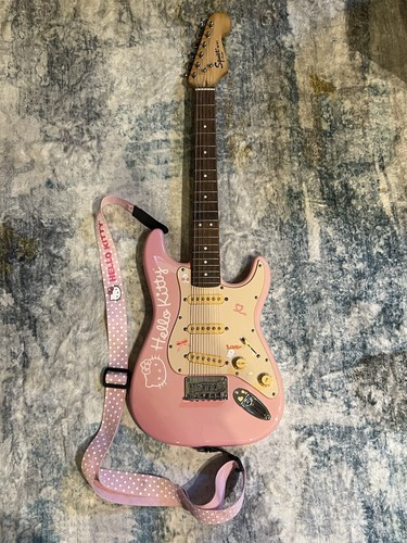 Super rare 2006 fender squier - rare,