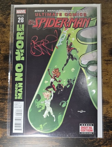 Ultimate spider man signed - ultimate,