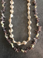Ensemble De 2 COLLIERS De COQUILLAGE D’origine De Tahiti, Polynésie Française 