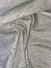 Tissu crème tweed étincelant style Chanel vendu au mètre