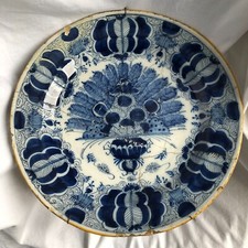PLAT EN FAIENCE DE DELFT 18