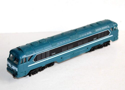 Mehano 87 locomotive - mehano, ho