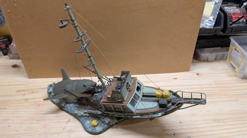 Diorama les dents mer - dents, la