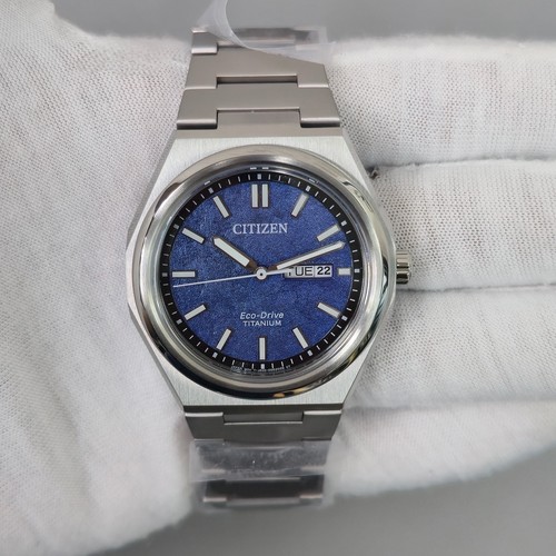 Montre neuve pour - , homme