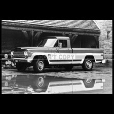 Photo A.031751 JEEP J10 PICKUP
