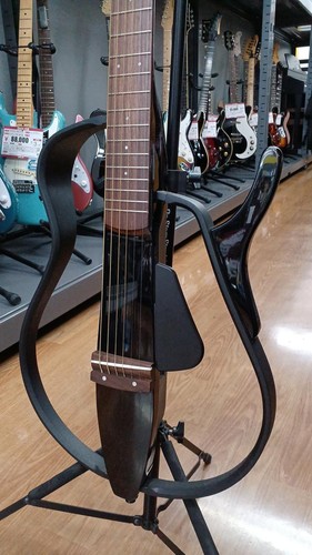 Guitare acoustique électrique