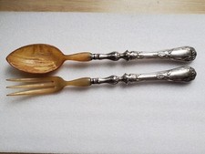 Couverts  à salade corne et