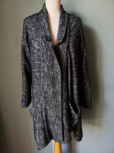 Tbe superbe manteau - superbe,