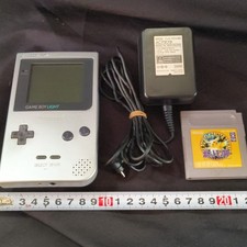 Usé , NINTENDO Gameboy Light