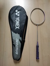 Raquette de badminton YONEX
