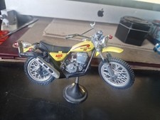 Moto Suzuki 400 CCI Cross Polistil 1/12