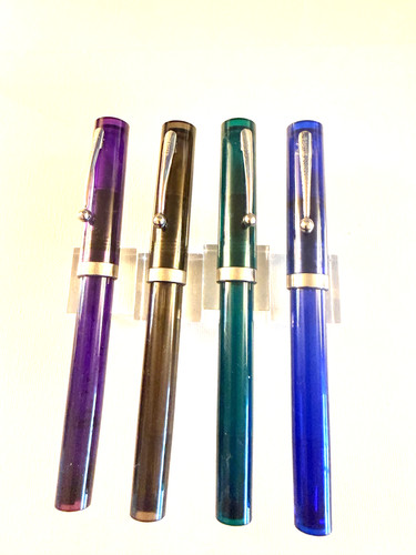 One vintage sheaffer - one,