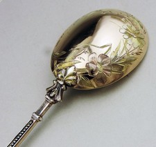 Art Nouveau Jolie Cuillère à glace EN ARGENT MASSIF et vermeil vers 1900
