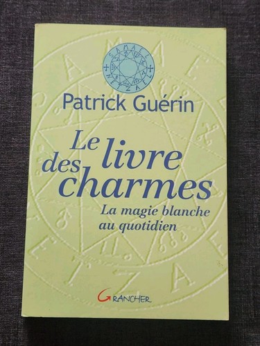 Livre des charmes magie - livre,