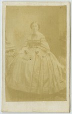 CDV 1863 Perraud à Marseille. Mme la baronne de Bonneval, née Louise de Surian.