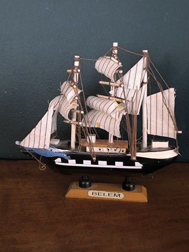 Ancienne maquette bateau en - de,
