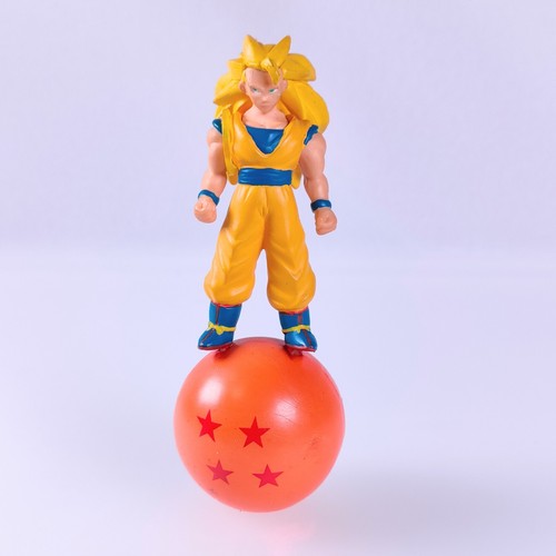 Figurine casquette crayon