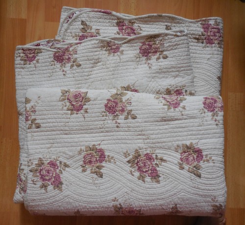 Ancien boutis couvre lit - ancien,