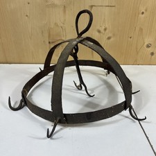 Couronne d’office en fer forgé Df6 