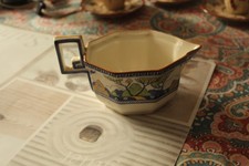 PORCELAINE et CERAMIQUE  ANGLAISE - saucier