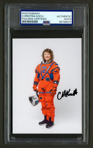 Christina koch signed - signed, photo