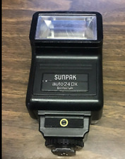 Sunpak Auto 24DX Thyristor Flash pour Nikon