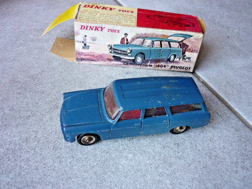 Dinky toys 404 peugeot - dinky,