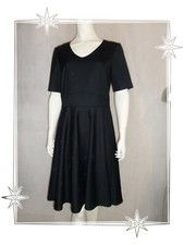 = - Superbe Robe Patineuse