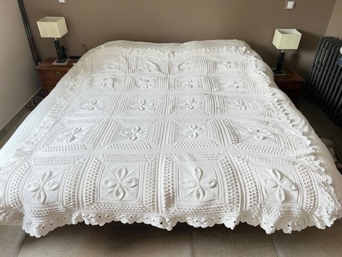 Dessus lit crochet d art - de, au