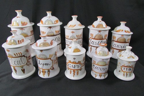 Série pots à - pots,