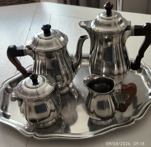 Service the café étain - service,