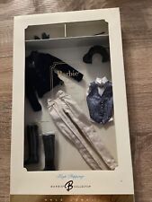 BARBIE COFFRET COLLECTION GOLD LABEL " HIGH STEPPING" 2005 - TENUE D'ÉQUITATION
