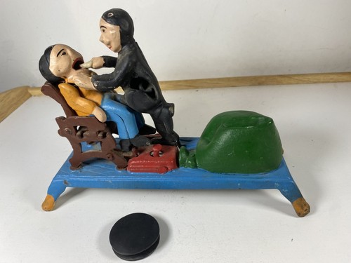Tirelire mécanique vintage - , en
