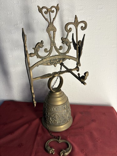 Cloche murale - cloche,
